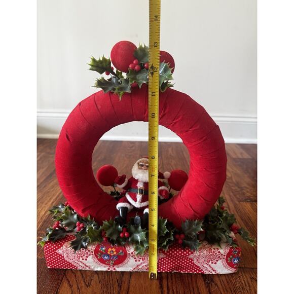 Vintage Christmas Centerpiece Santa Kitschy Red Velvet Holly Handmade Wreath MCM - Picture 13 of 13